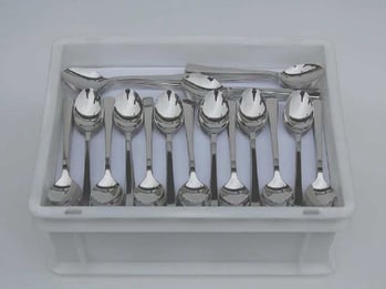 Silverware service clearance